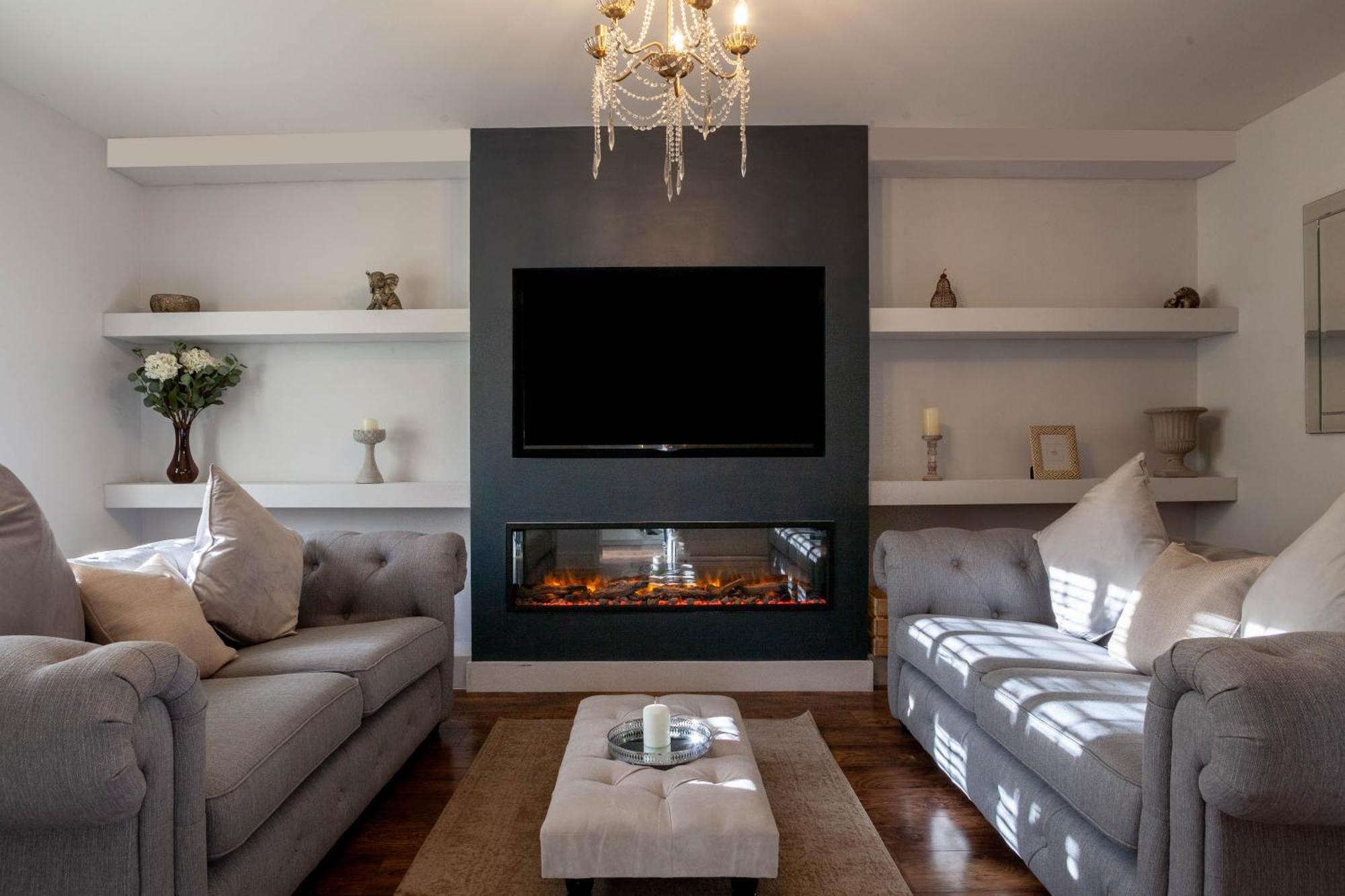 Modern 3 Bedroom House With Parking Bath Eksteriør bilde